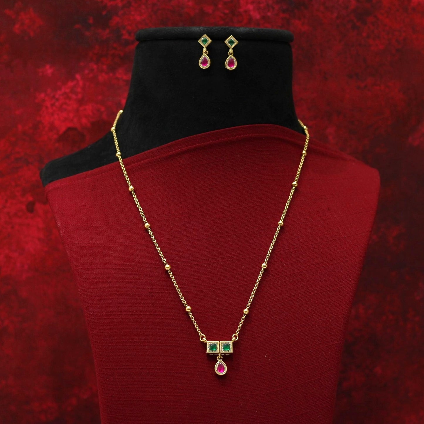 RAJWADI MATT PENDENT NECKLACE