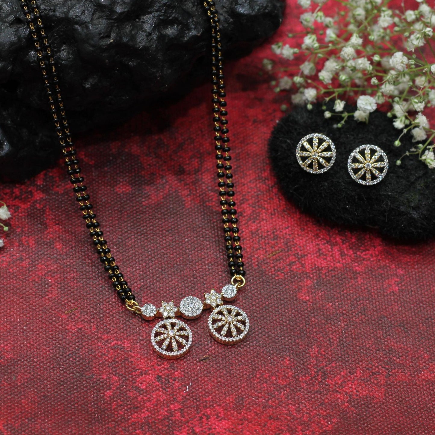 AD MANGALSUTRA SET
