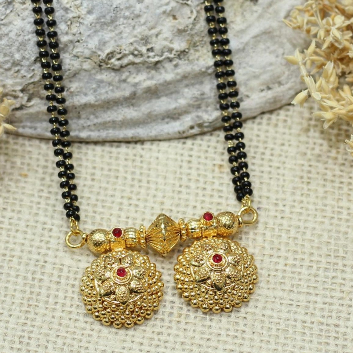 WATI MANGALSUTRA