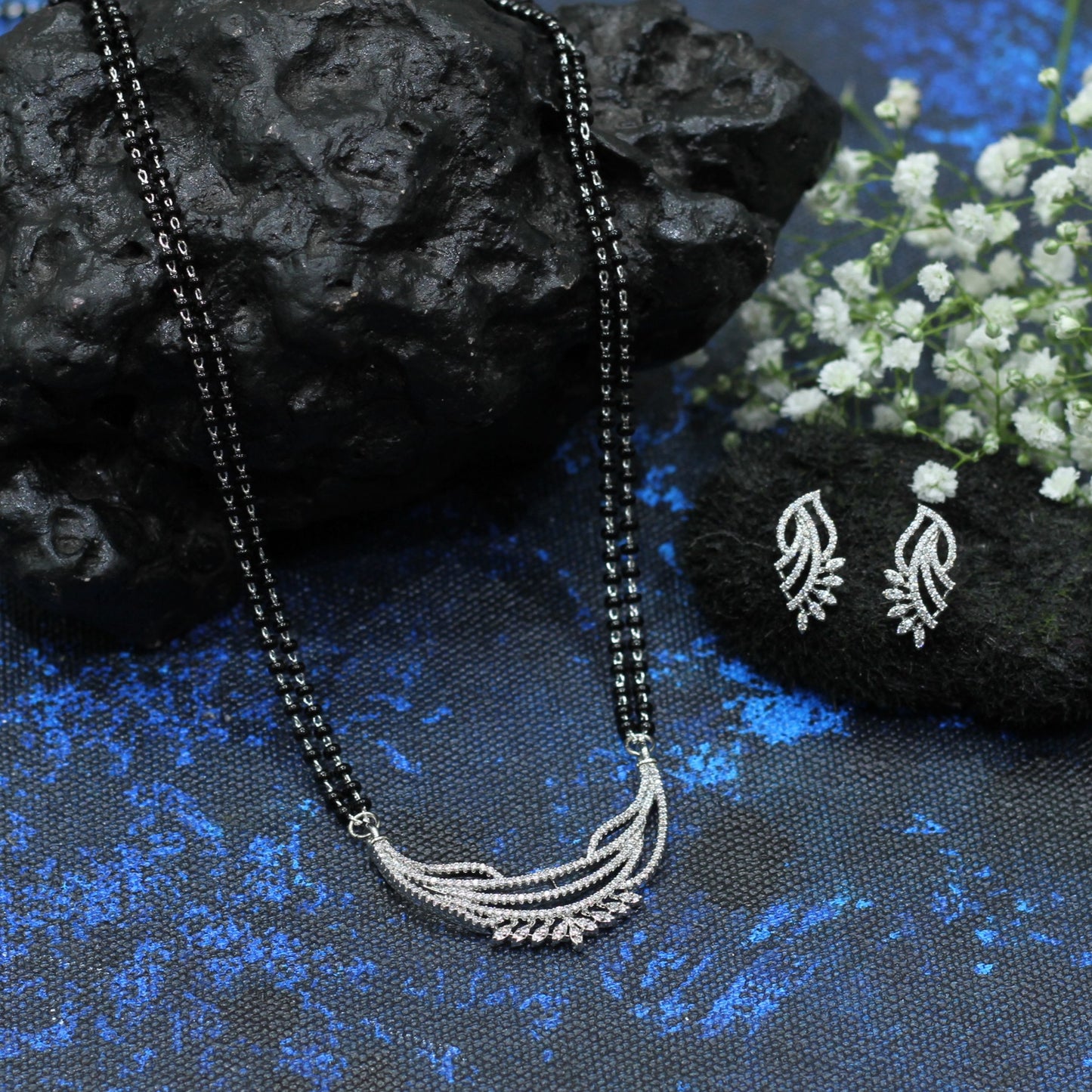 AD MANGALSUTRA SET
