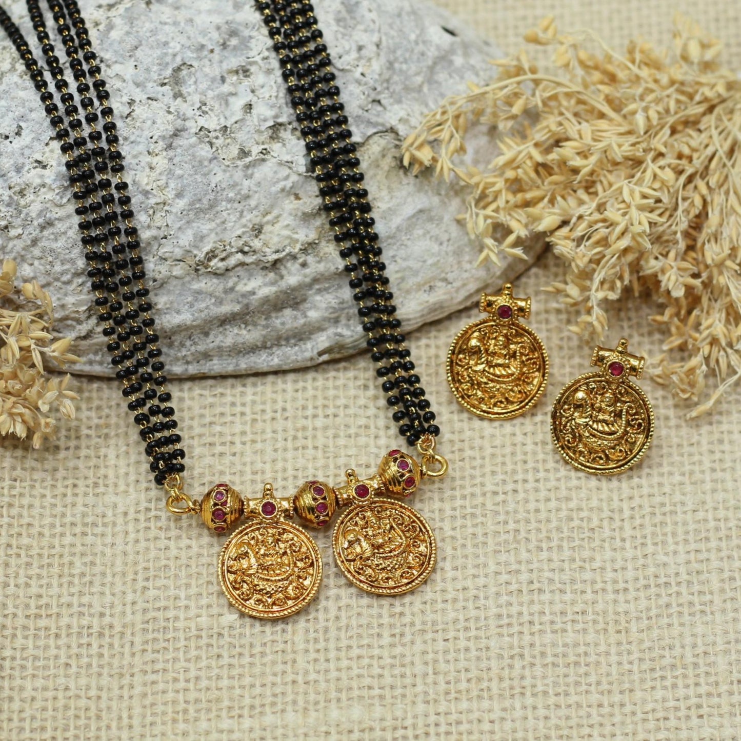 MANGALSUTRA
