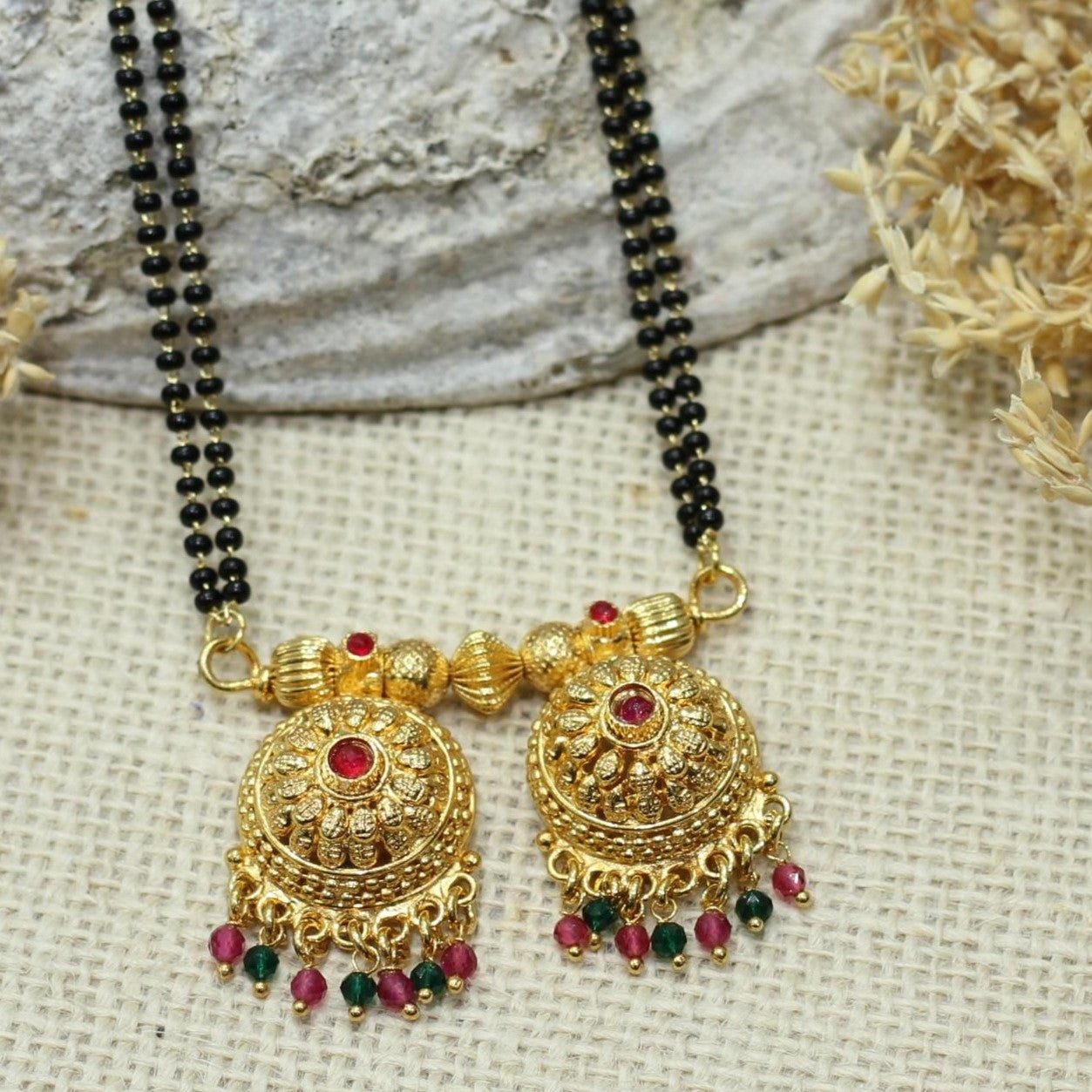 WATI MANGALSUTRA