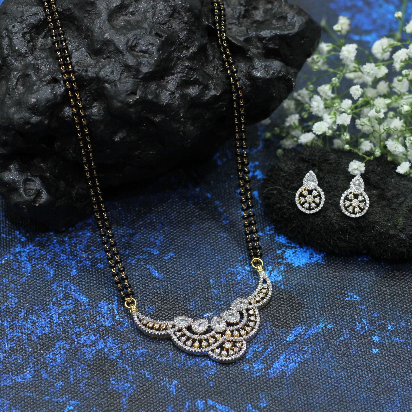 AD MANGALSUTRA SET