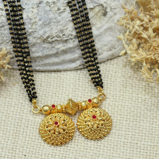 WATI MANGALSUTRA WITH 4 LAYER MALA