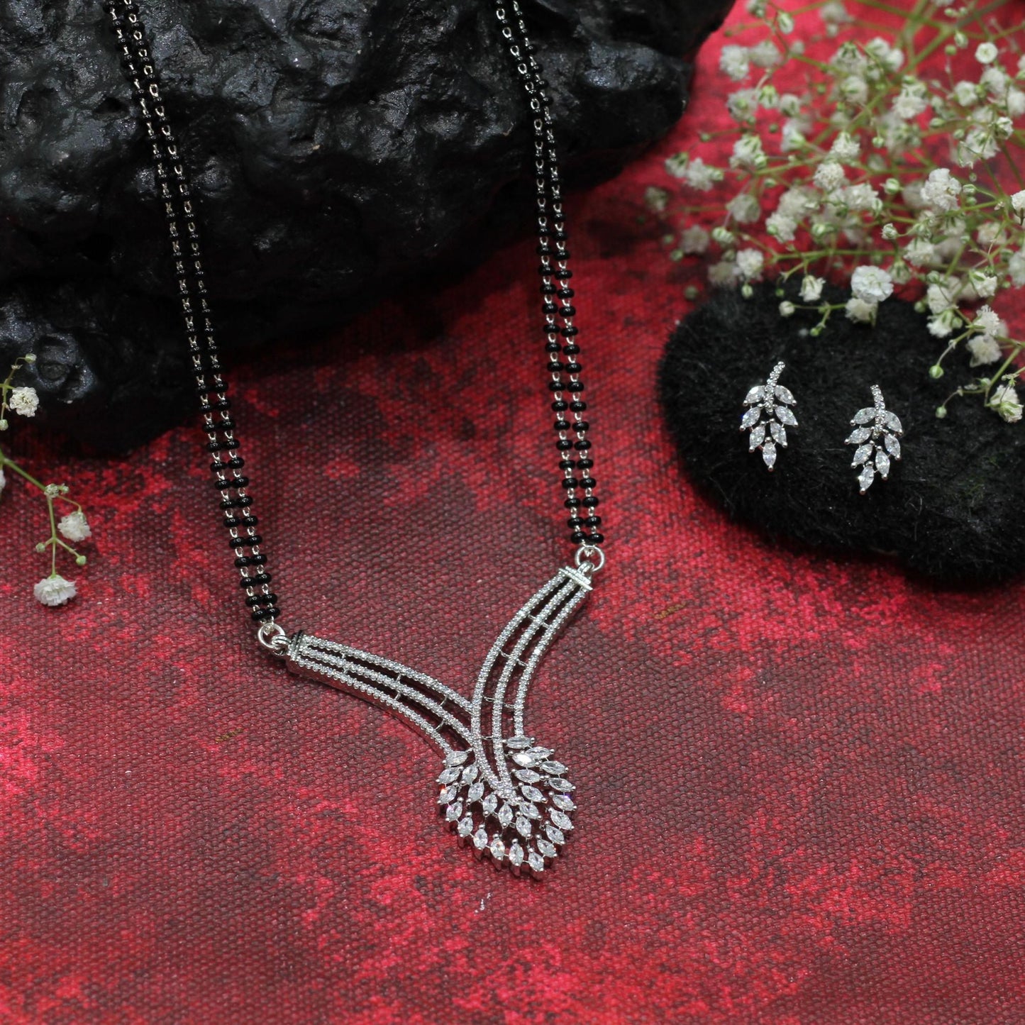AD MANGALSUTRA SET