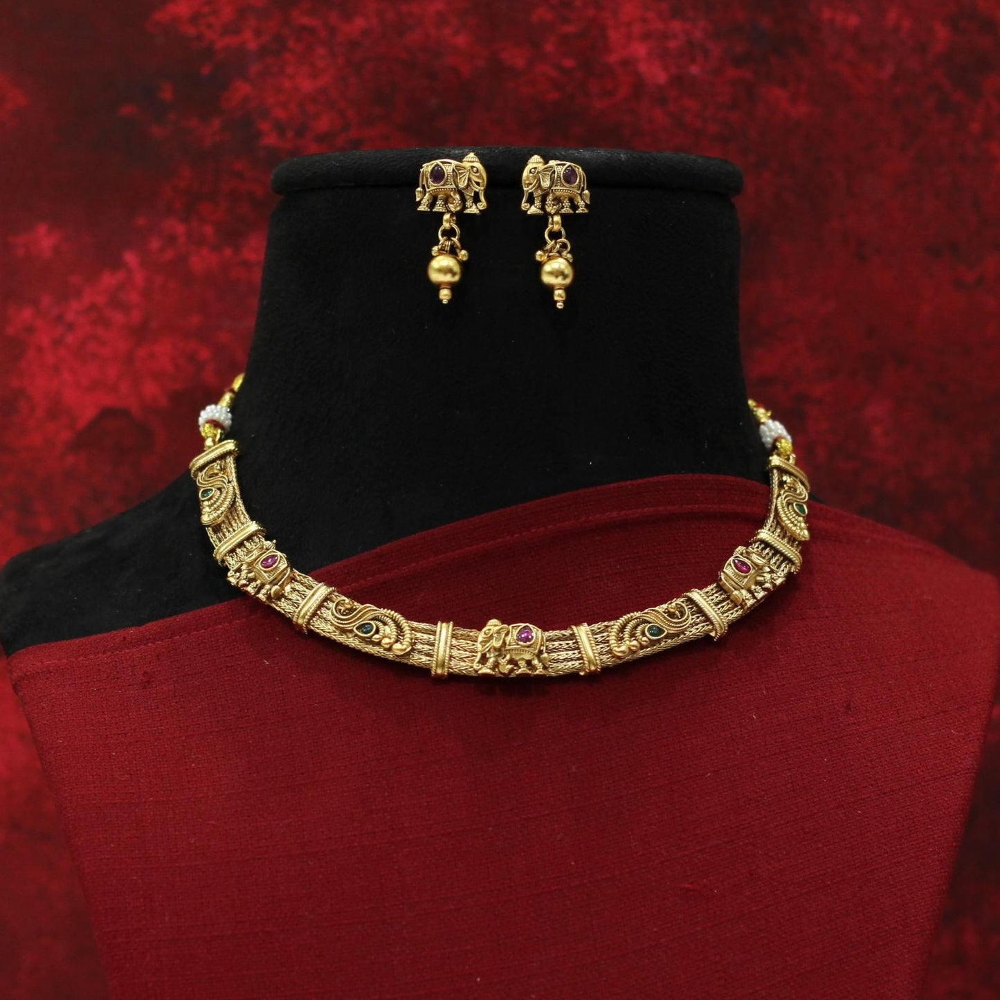 RAJWADI MATT NECKLACE SET