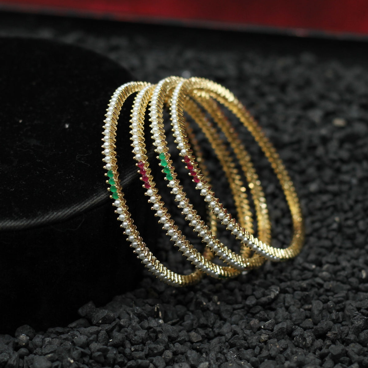 4 PC BANGLE SET