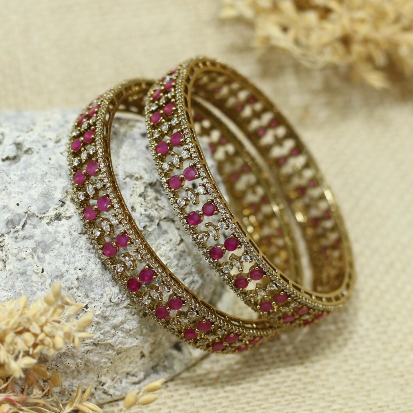 VICTORIAN ANTIQUE AD BANGLE