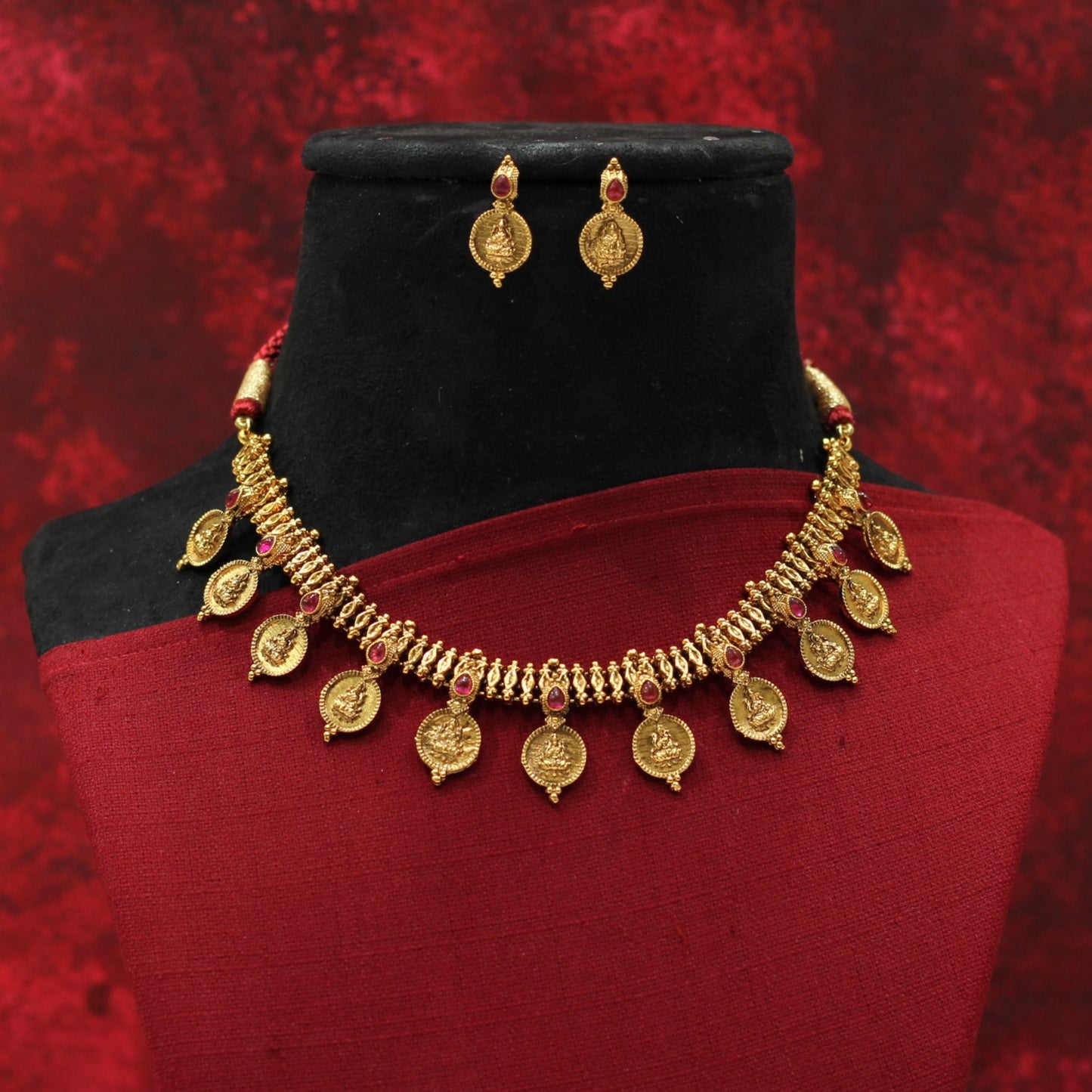 MATT NECKLACE SET