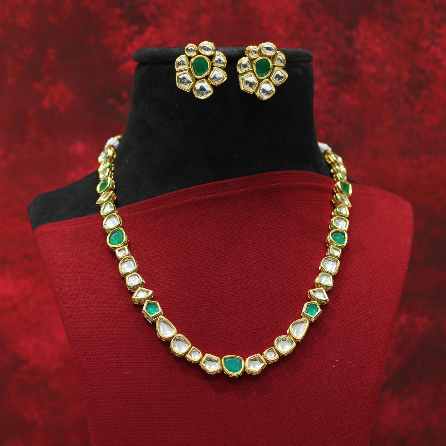 KUNDAN NECKLACE SET