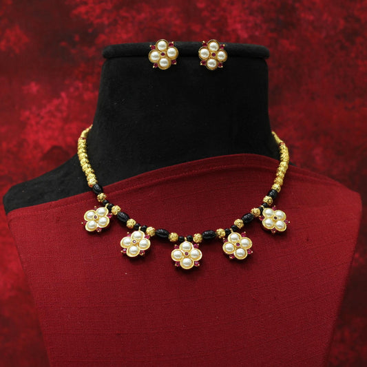 NECKLACE SET