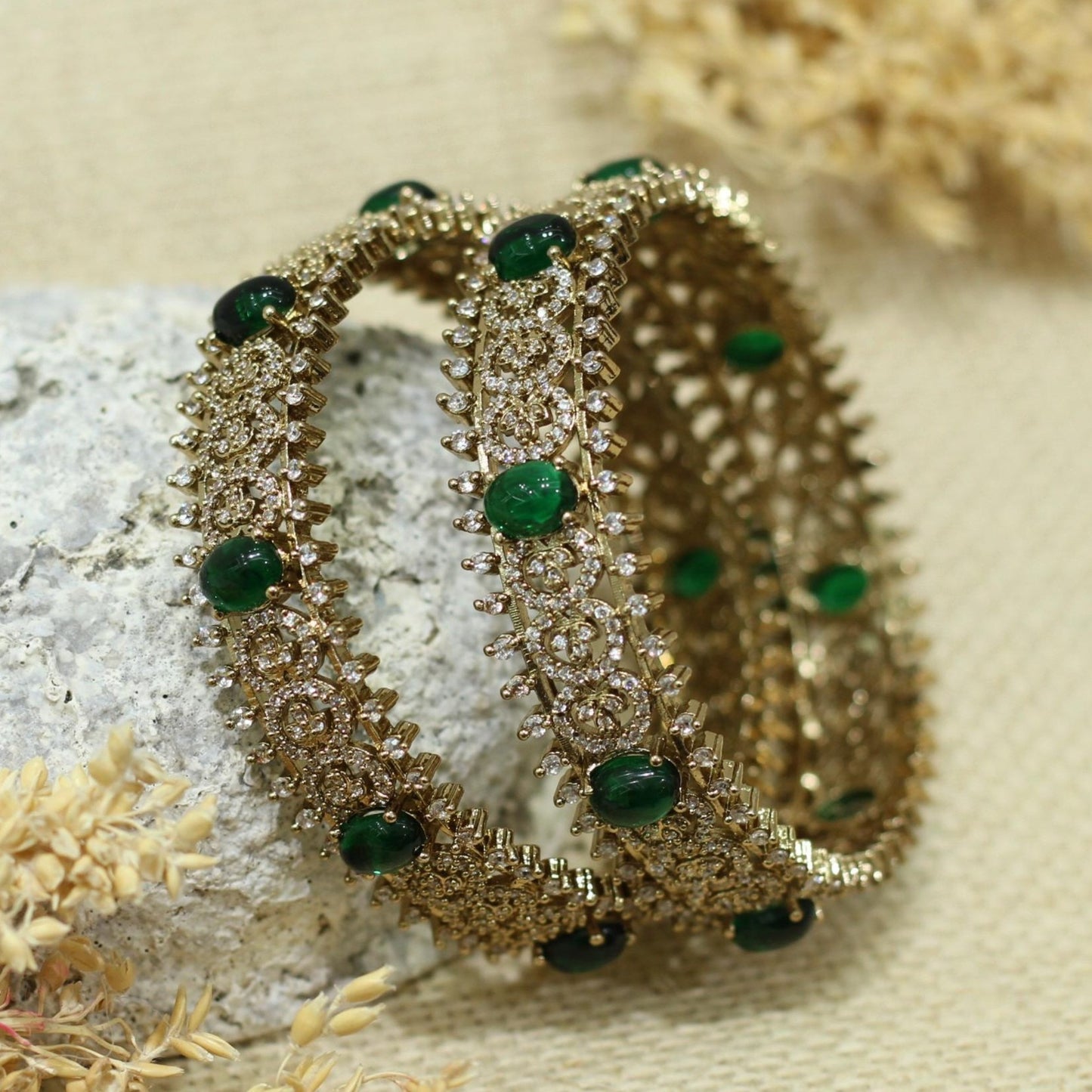 VICTORIAN ANTIQUE AD BANGLE