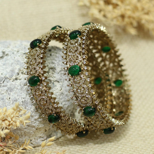 VICTORIAN ANTIQUE AD BANGLE