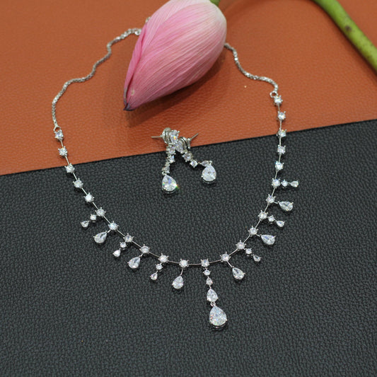 AD NECKLACE SET