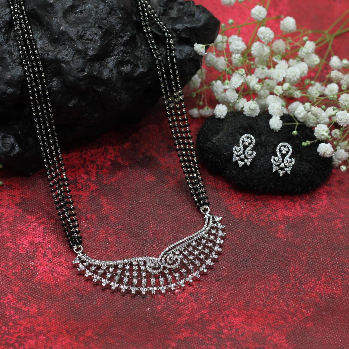 AD MANGALSUTRA SET