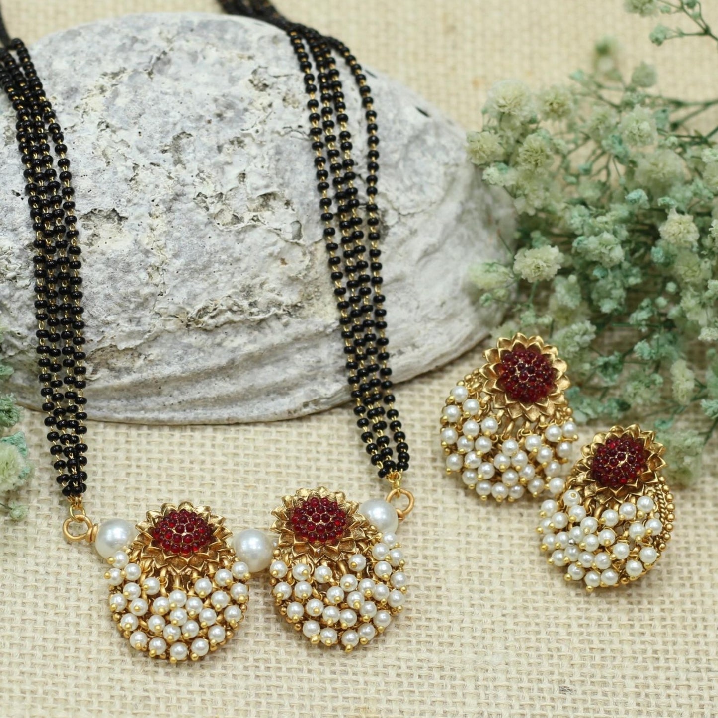 MATT GAJARA WATI MANGALSUTRA WITH 4 LAYER MALA