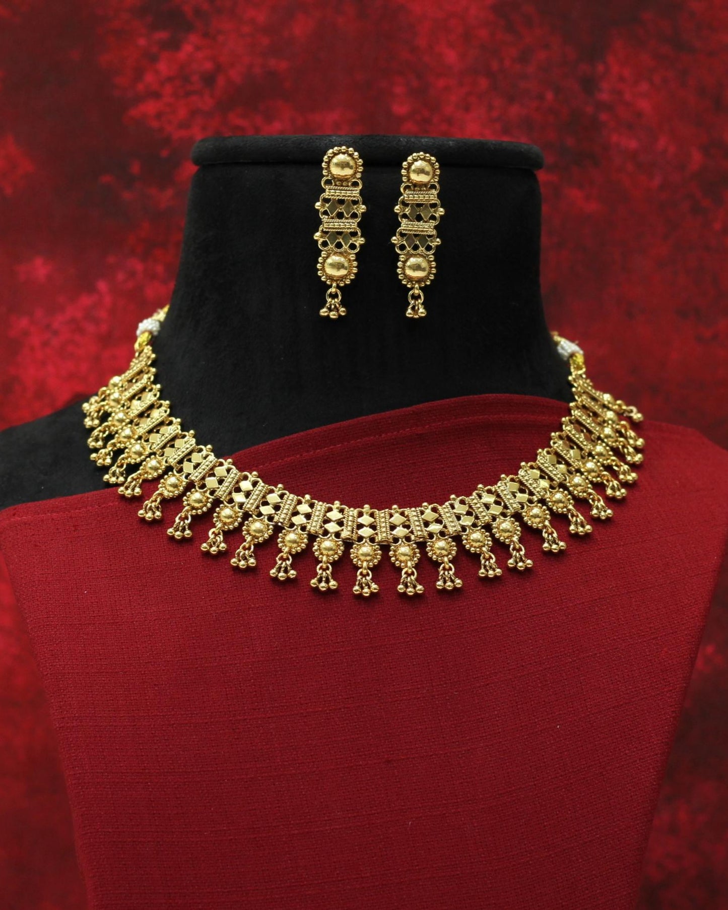 NECKLACE SET