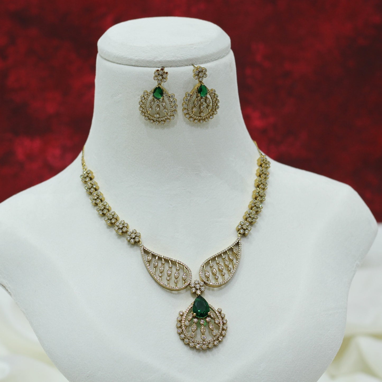 ANTIQUE VICTORIEN NECKLACE SET