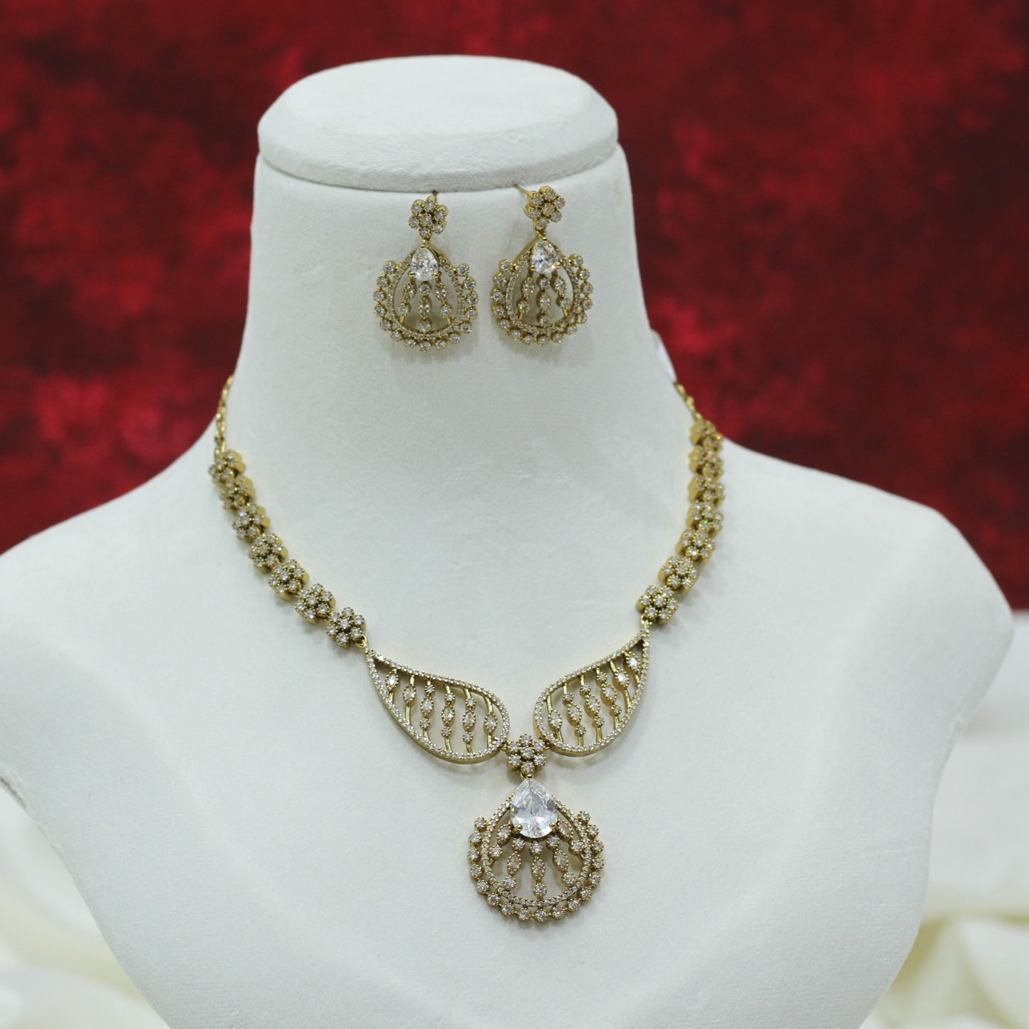 ANTIQUE VICTORIEN NECKLACE SET