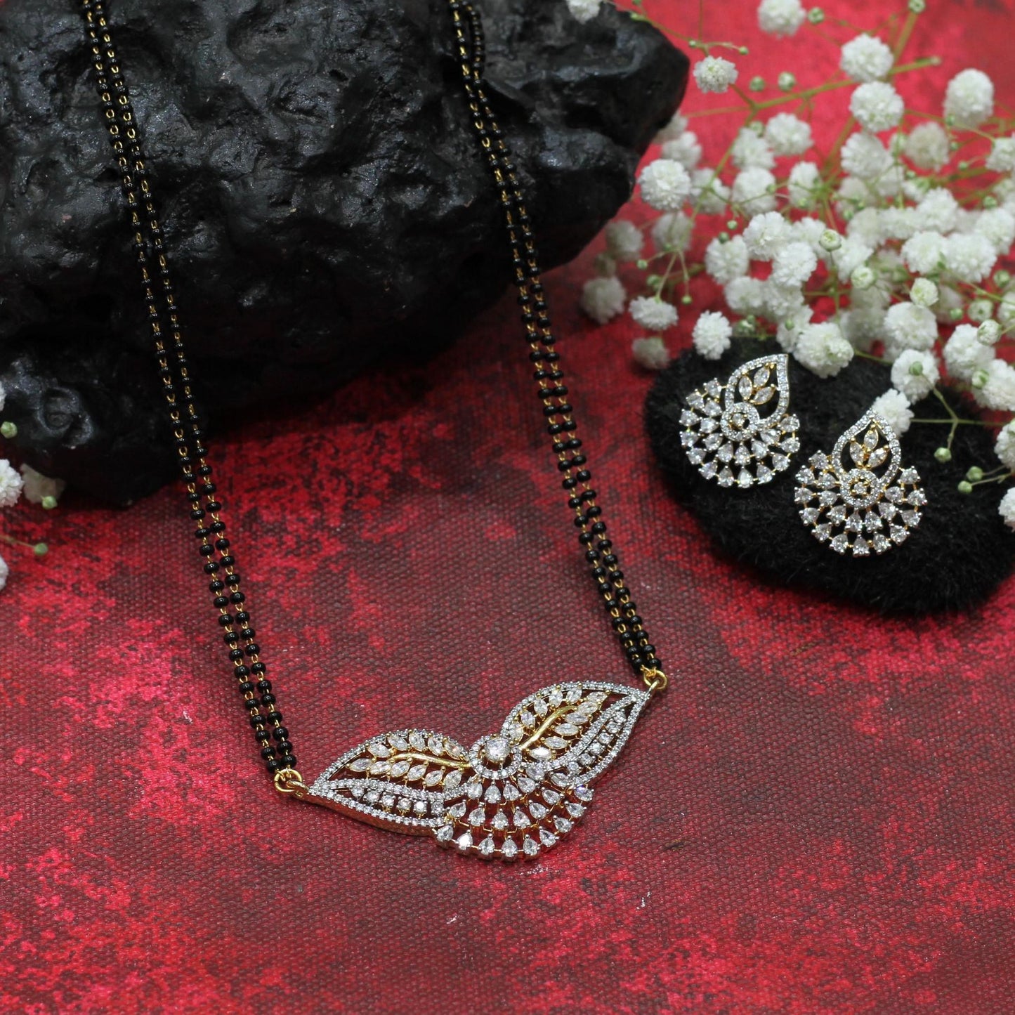 AD MANGALSUTRA SET
