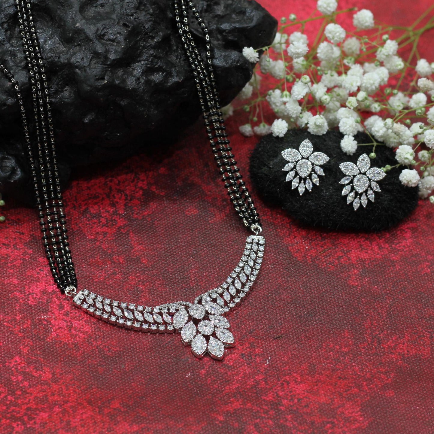 AD MANGALSUTRA SET