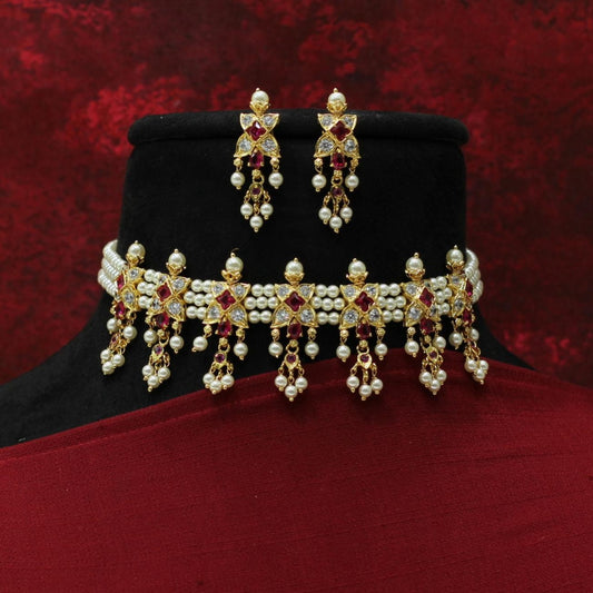 MOTI CHINCHPETI NECKLACE