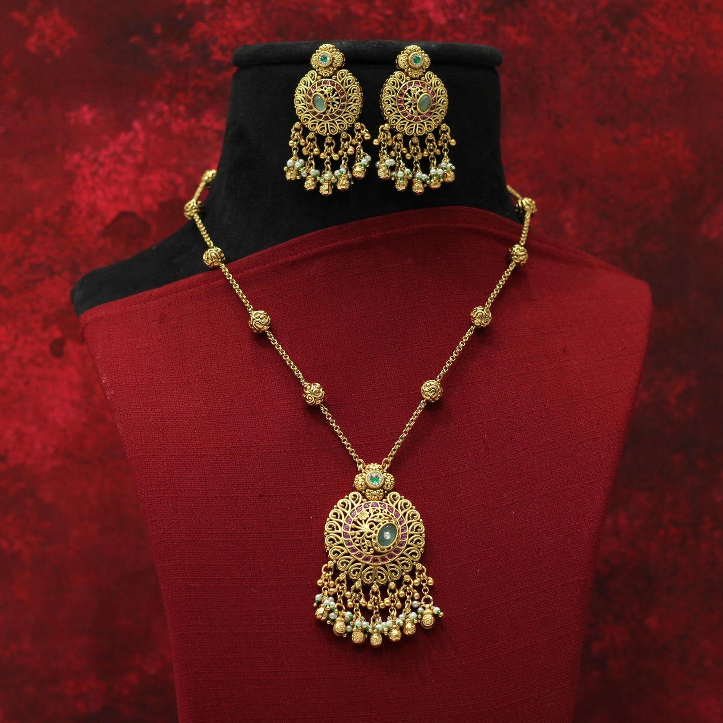 RAJWADI MATT PENDENT NECKLACE