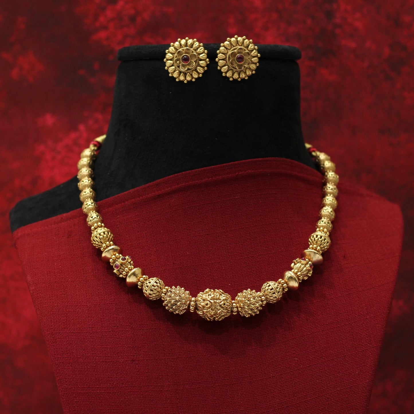 RAJWADI MATT NECKLACE SET