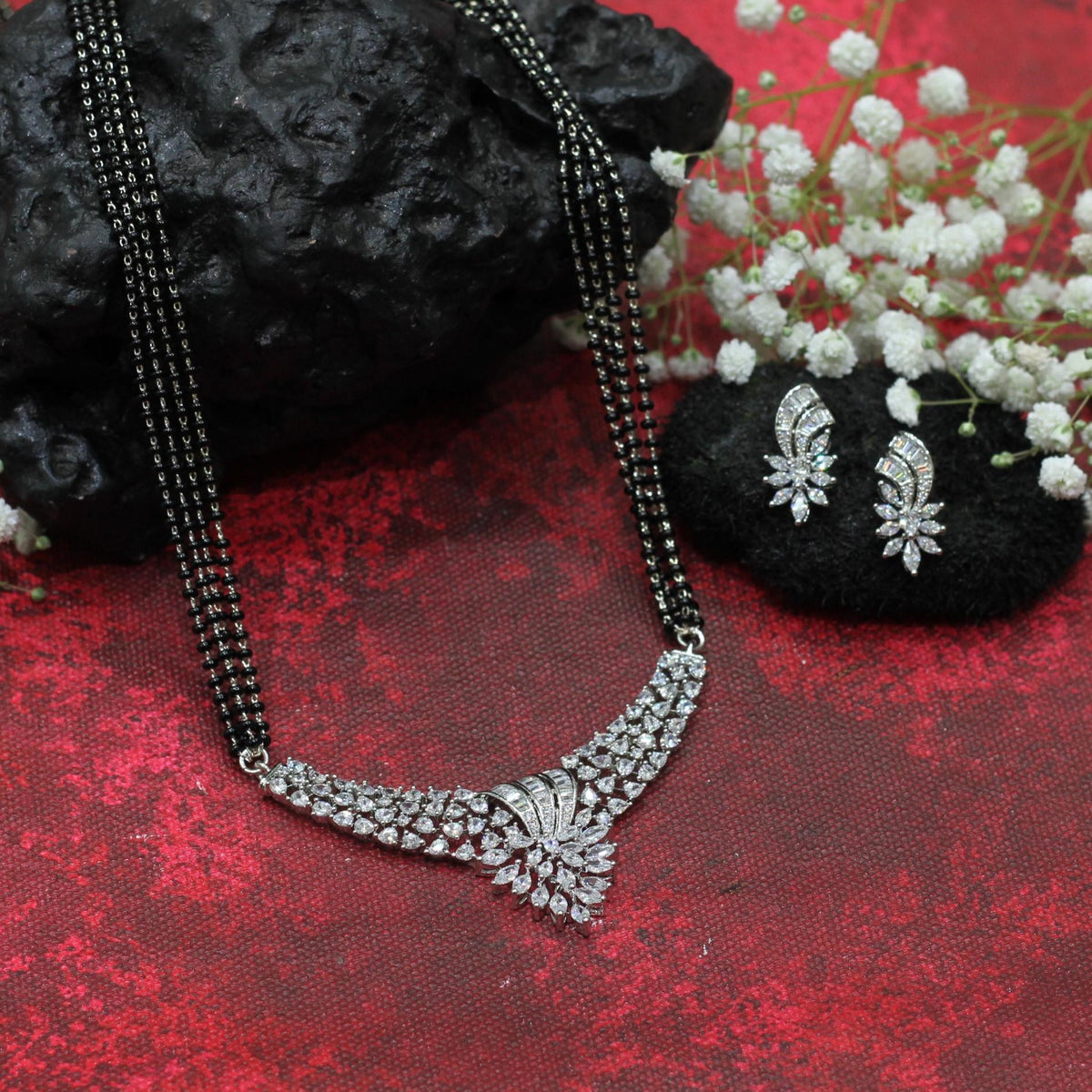 AD MANGALSUTRA SET
