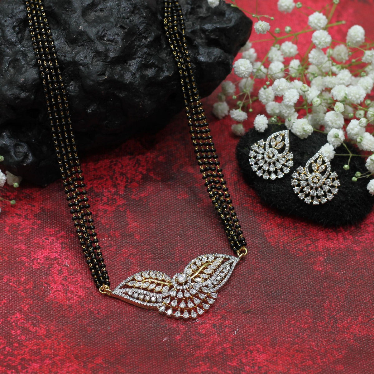 AD MANGALSUTRA SET