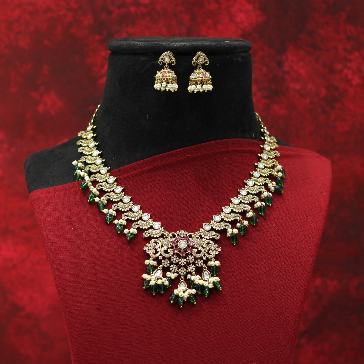 NECKLACE SET