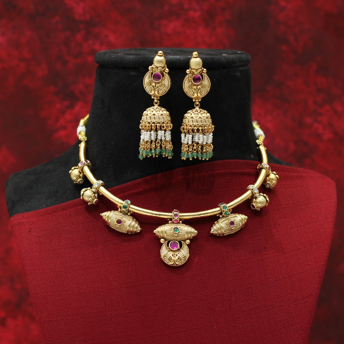 MATT NECKLACE SET