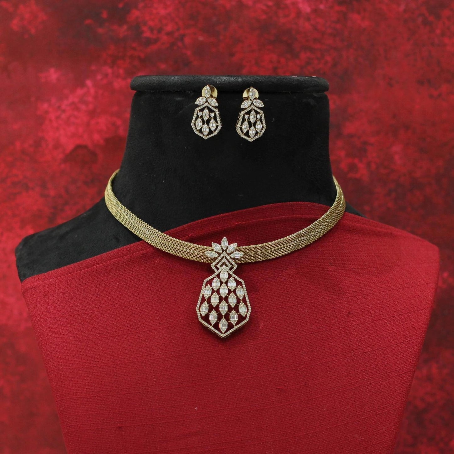 AD NECKLACE SET
