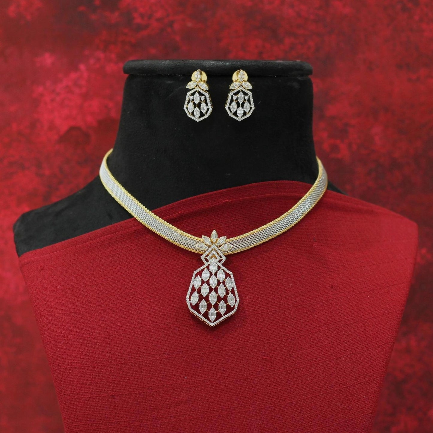 AD NECKLACE SET