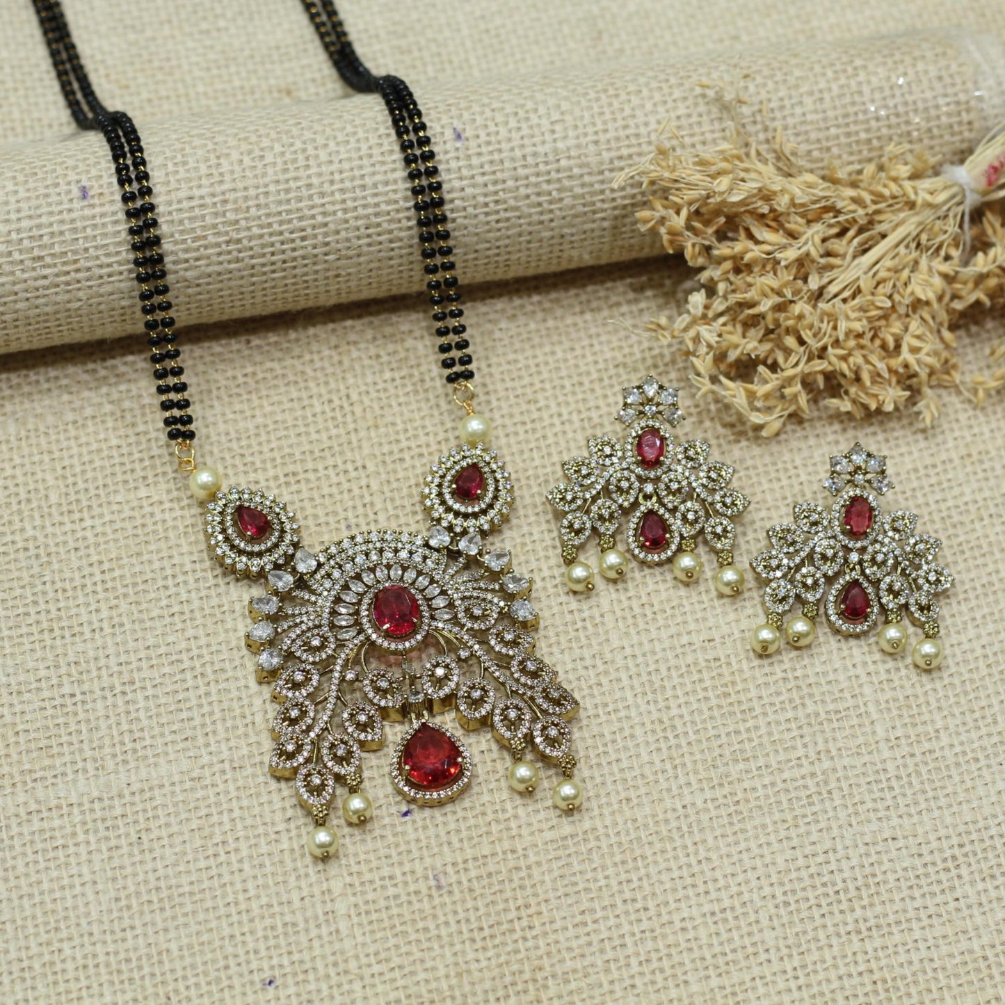 VICTORIEN MANGALSUTRA