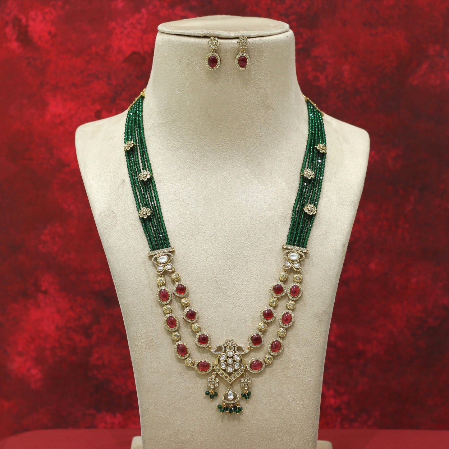 CRYSTAL NECKLACE SET