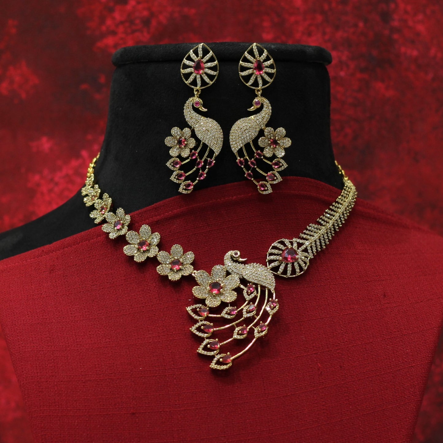 VICTORIEN NECKLACE SET