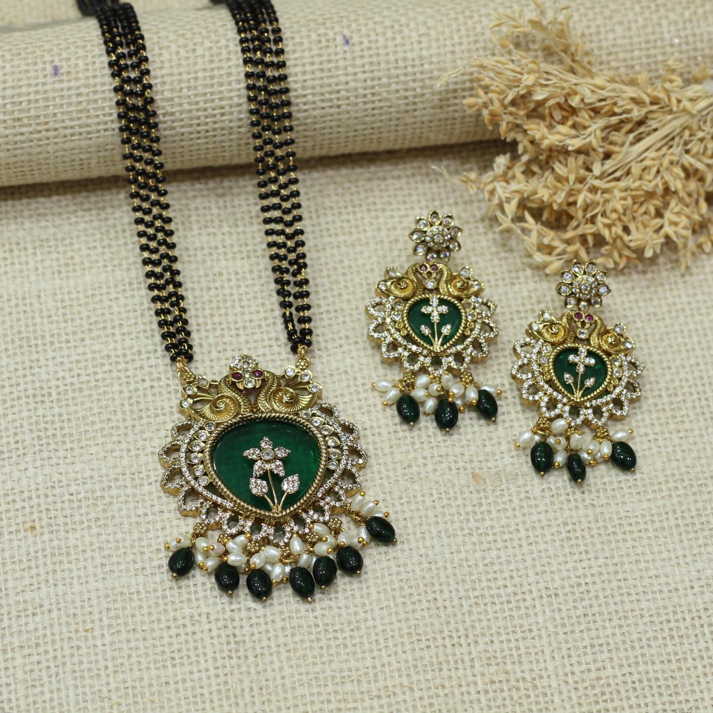 VICTORIEN MANGALSUTRA