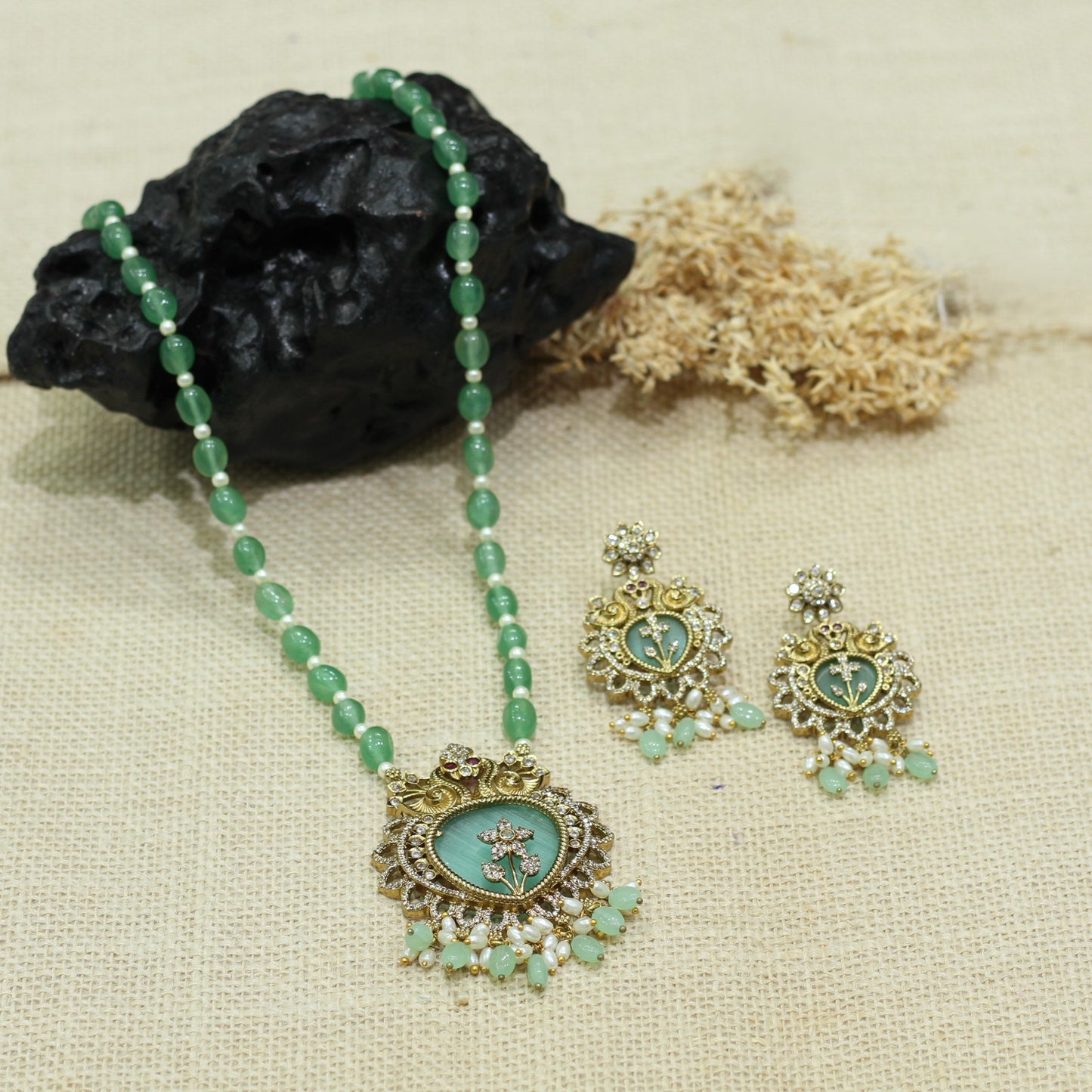 NECKLACE SET