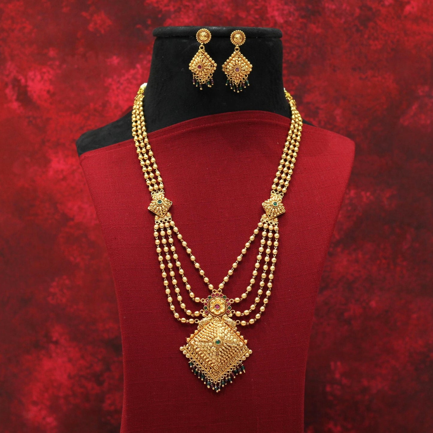 MATT FINISH NECKLACE SET