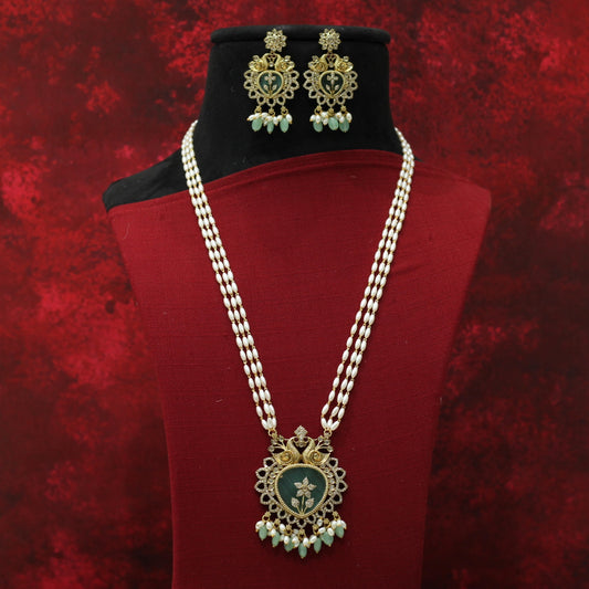 VICTORIEN NECKLACE SET