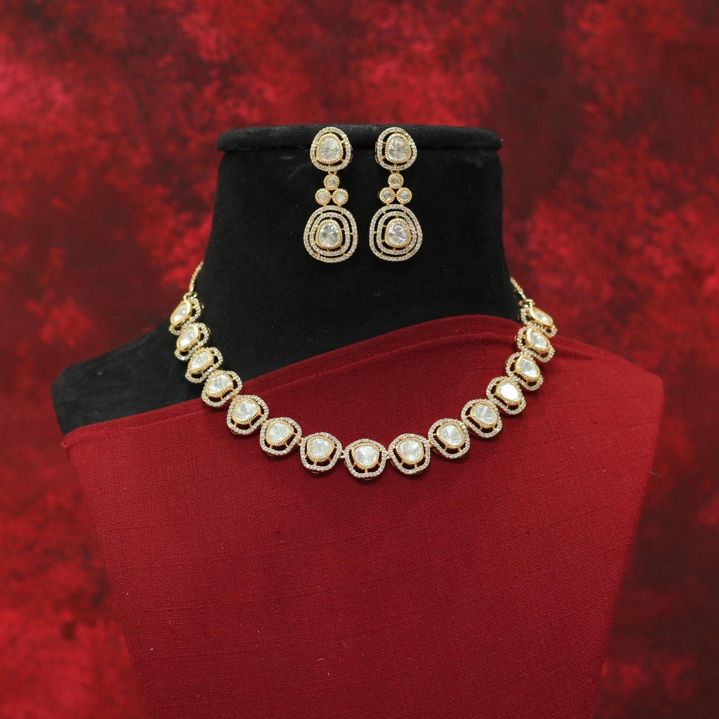 VILANDI KUNDAN NECKLACE SET