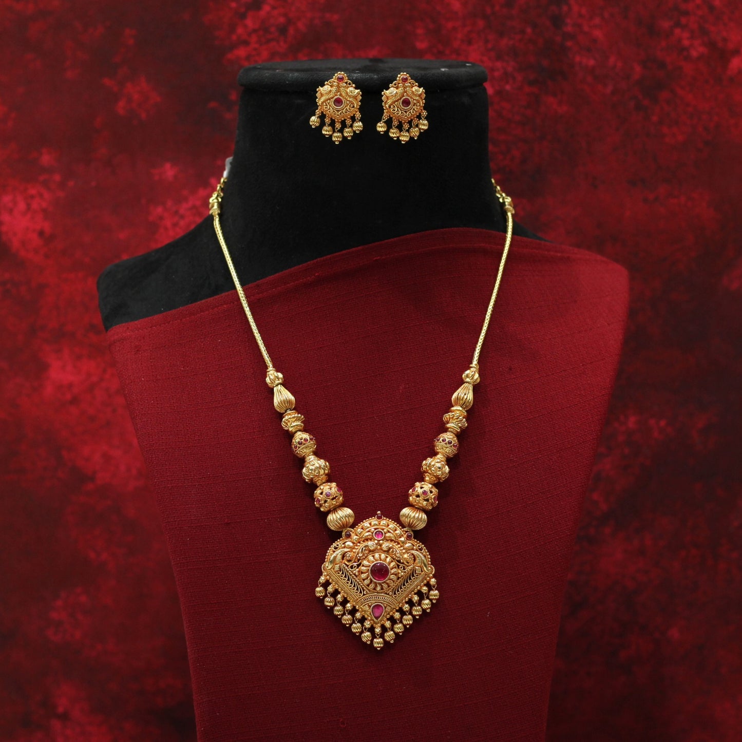 GHERU NECKLACE SET