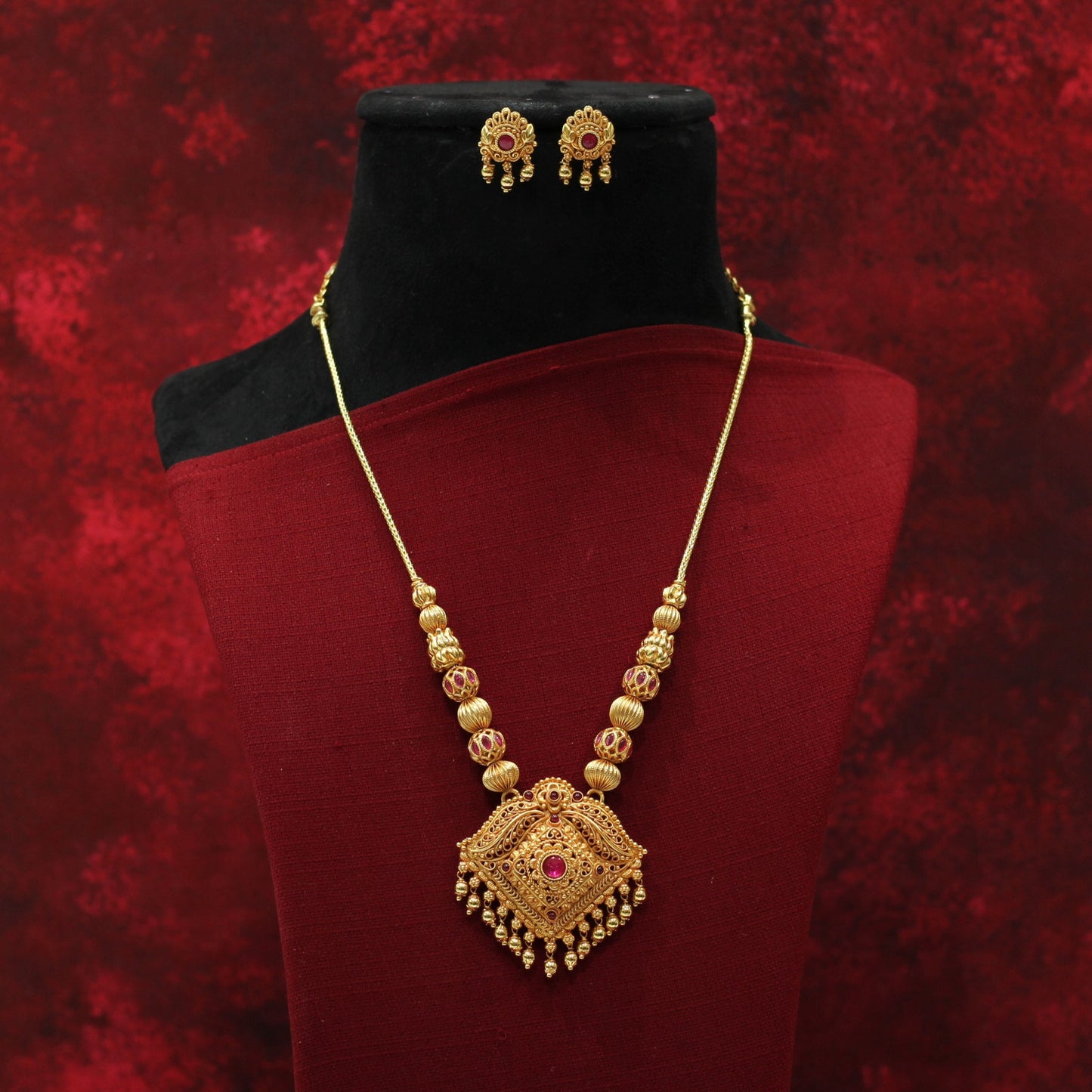 GHERU NECKLACE SET