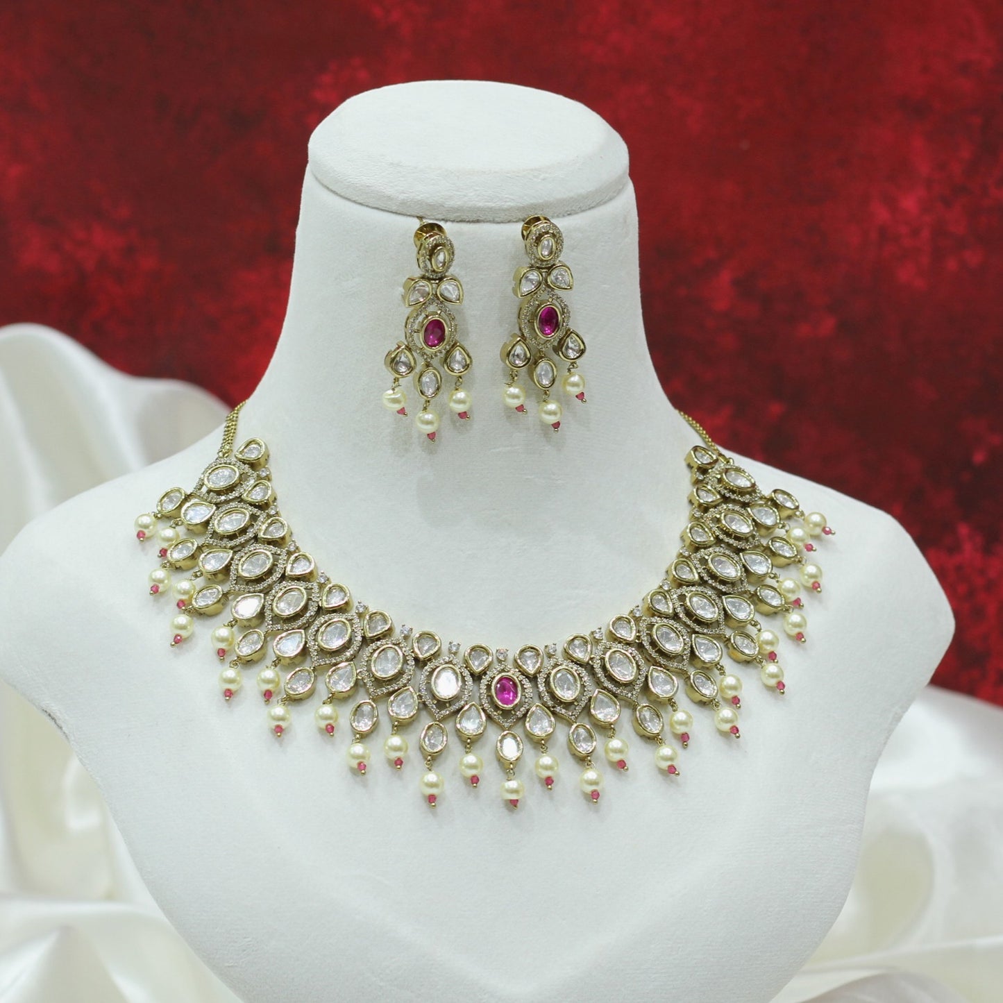 VILANDI KUNDAN NECKLACE SET