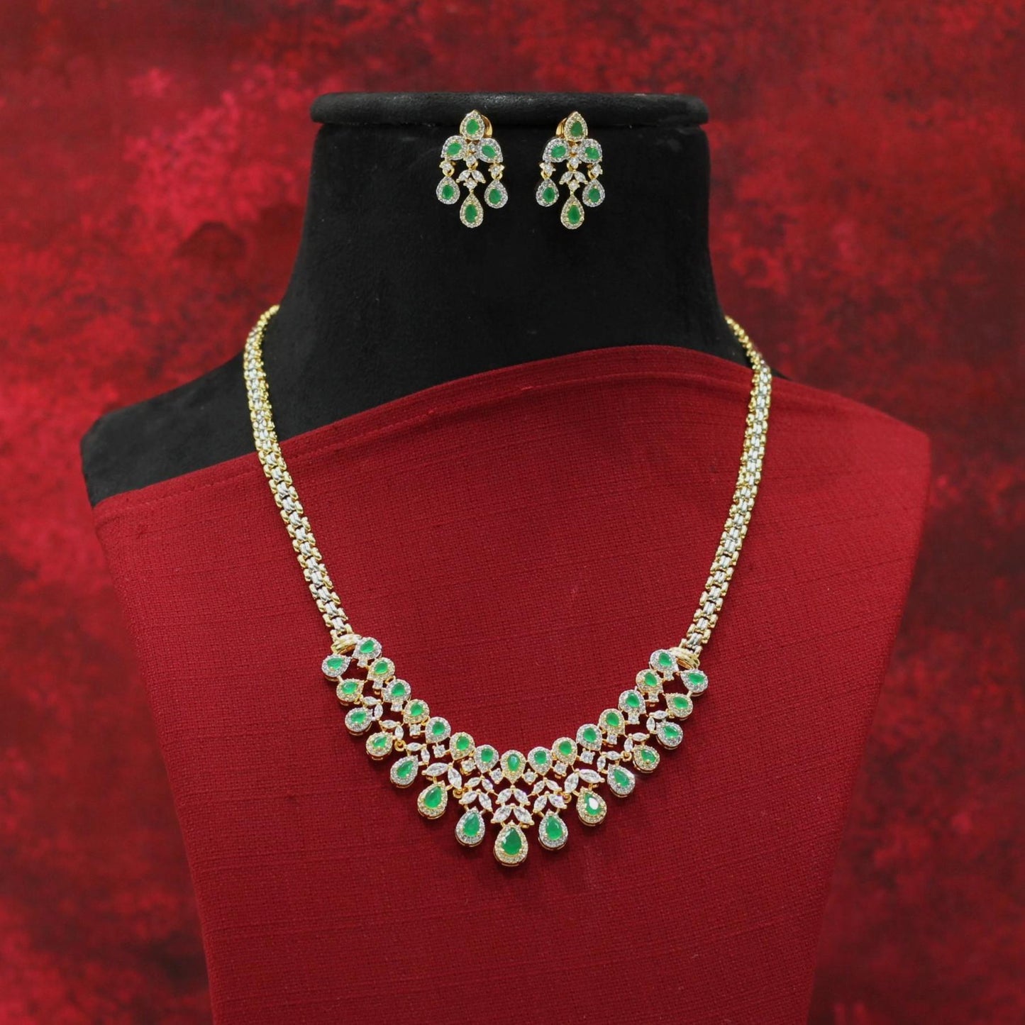 AD NECKLACE SET