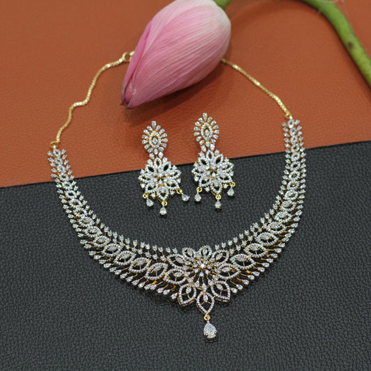 AD NECKLACE SET