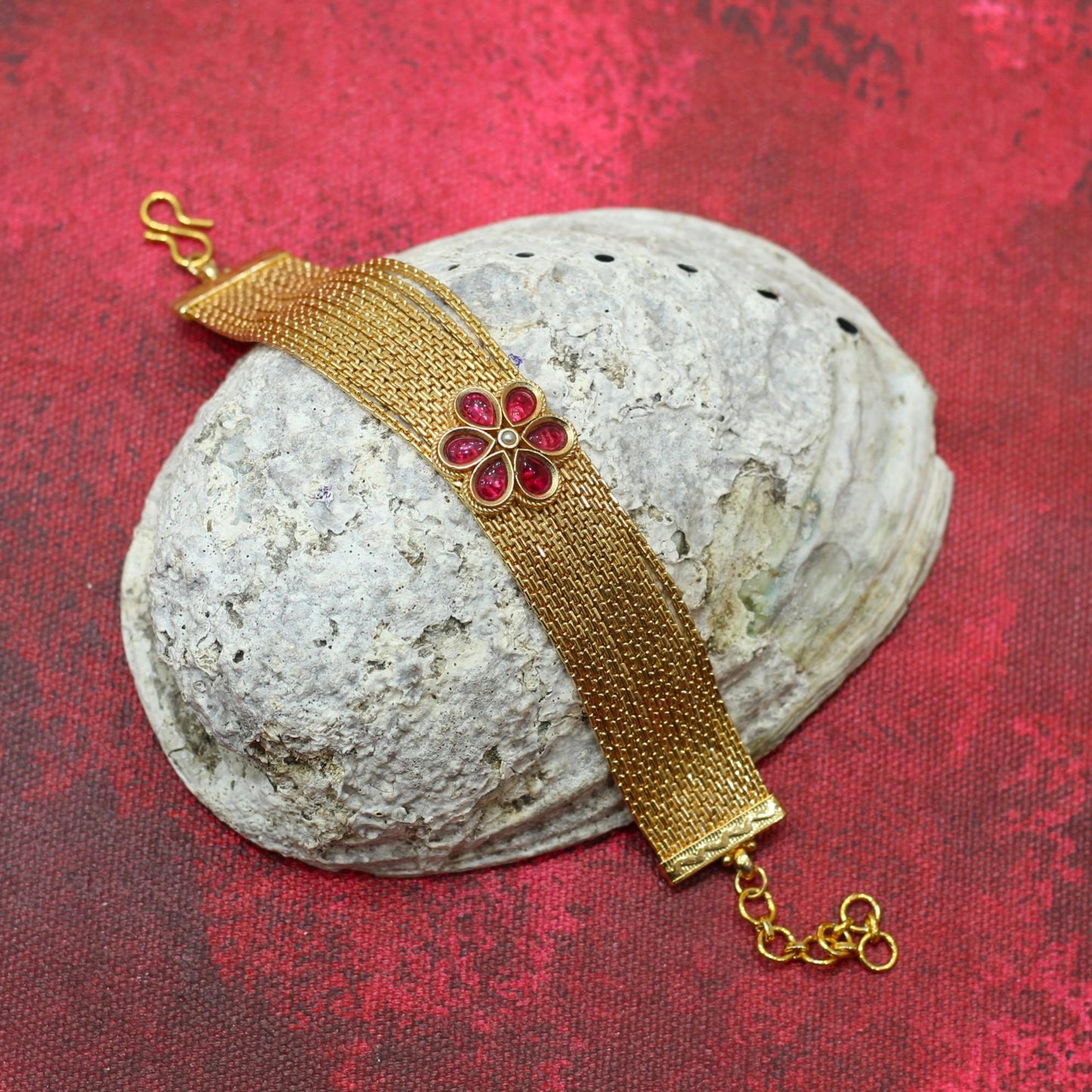 ANTIQUE BRACELET