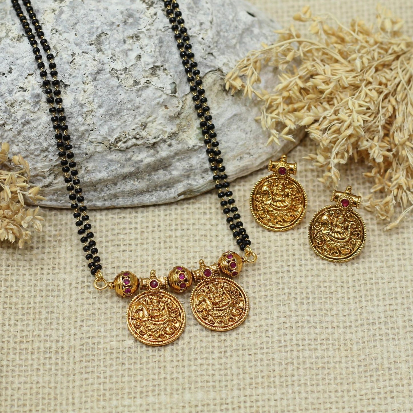 MANGALSUTRA