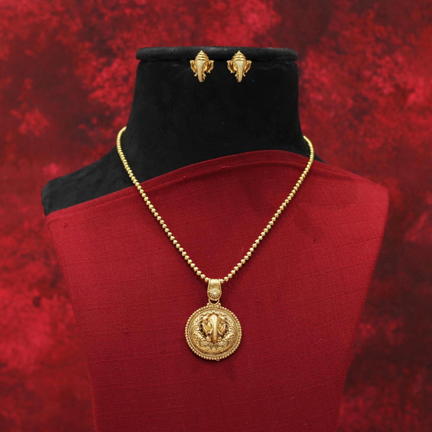 MATT CHAIN PENDENT NECKLACE SET